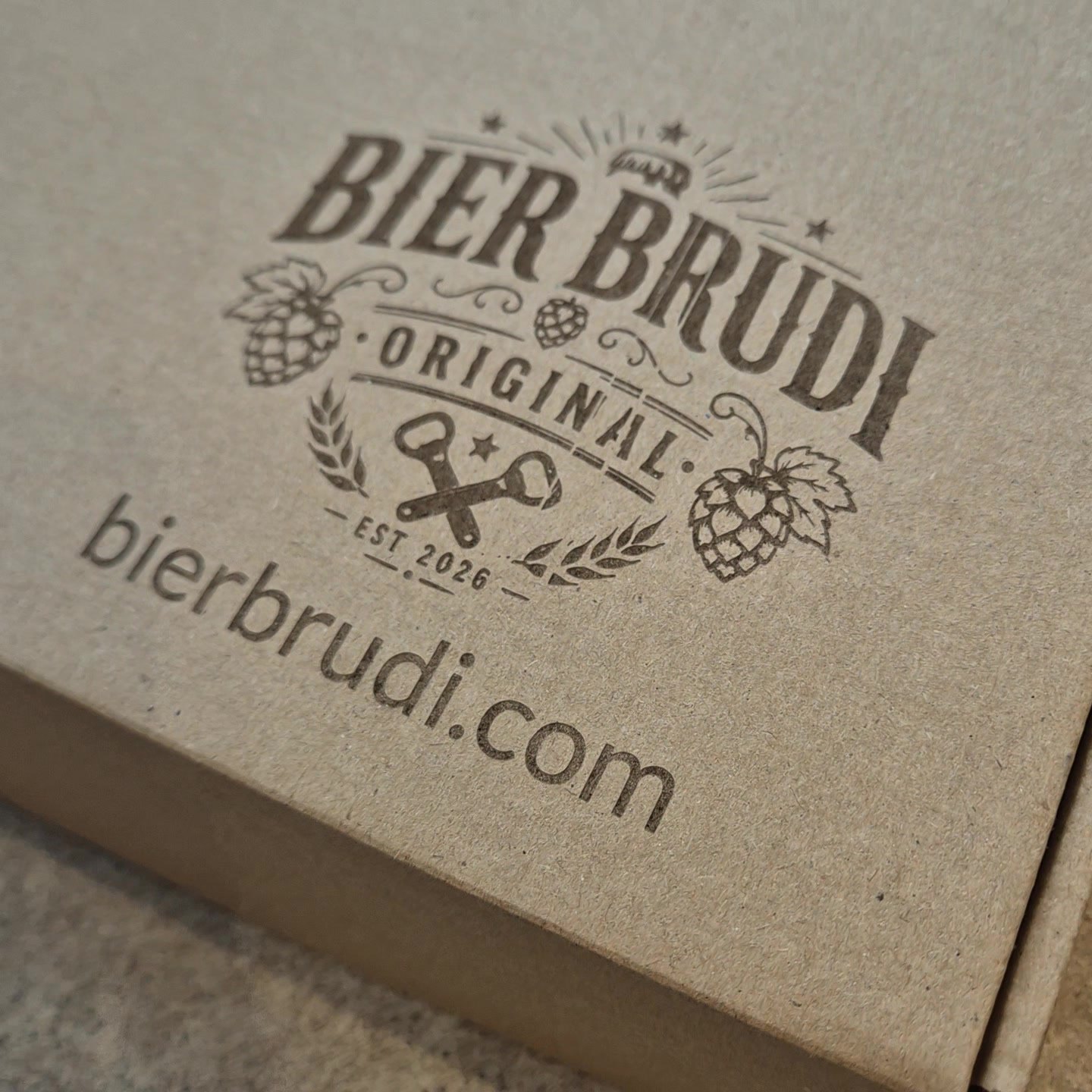 Versandkarton mit Bier Brudi Original Stempel
